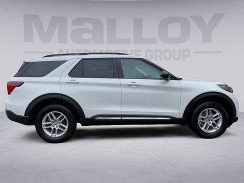 Certified 2025 Ford Explorer Active AWD/4WD image 6