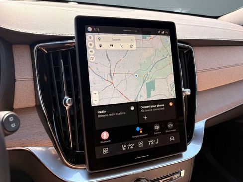 New 2026 Volvo XC90 B5 Core w/ Protection Package image 29