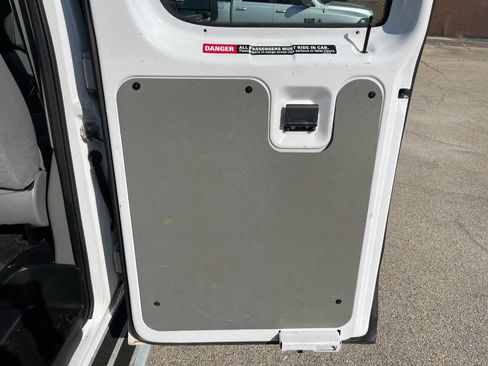Used 2013 Ford E-250 and Econoline 250 w/ PWR Group image 22