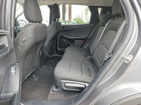 Used 2025 Ford Escape Active AWD/4WD image 17