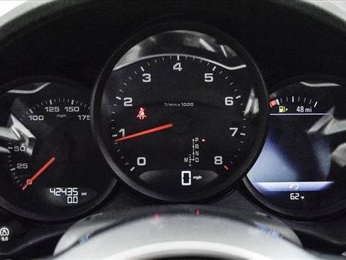 Used 2020 Porsche 718 Boxster image 11