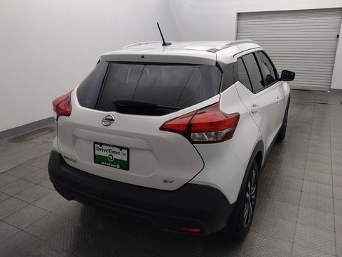 Used 2018 Nissan Kicks SV w/ Exterior Electronics Package FWD image 7