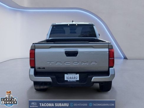 Used 2025 Toyota Tacoma TRD Off-Road AWD/4WD image 4