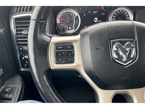 Used 2018 RAM 1500 Laramie w/ Convenience Group image 20
