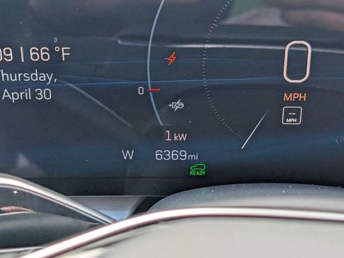 Used 2024 Cadillac Lyriq Luxury w/ LPO, Floor Liner Package AWD/4WD image 16