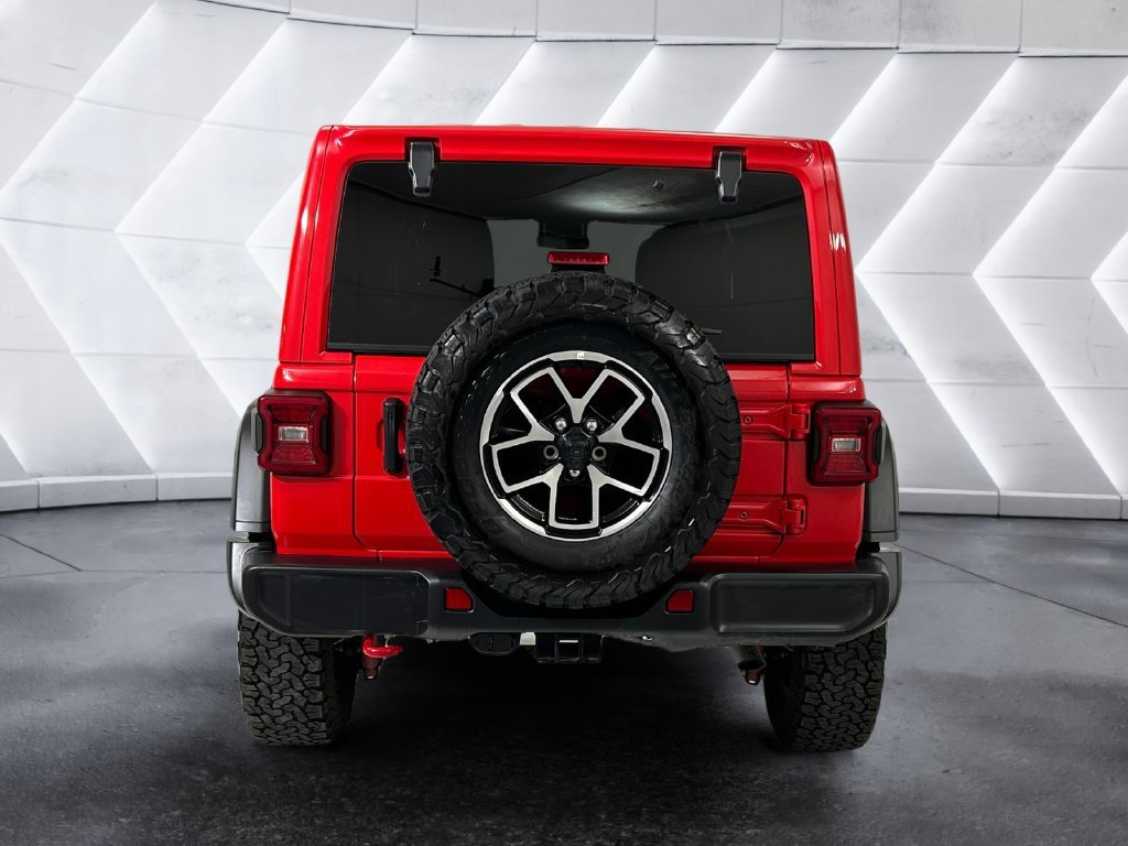 Used 2025 Jeep Wrangler Unlimited Rubicon AWD/4WD image 5
