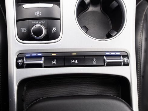 Used 2018 Kia Stinger GT2 image 5