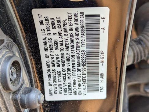 Used 2017 Honda Civic Touring image 16
