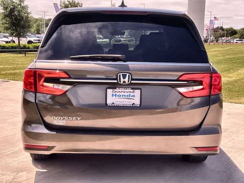 Certified 2023 Honda Odyssey EX-L image 6