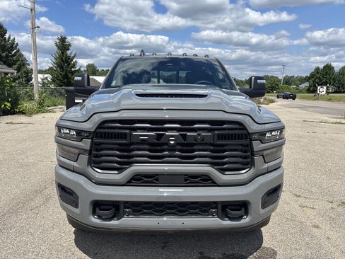 New 2026 RAM 2500 Tradesman AWD/4WD image 11