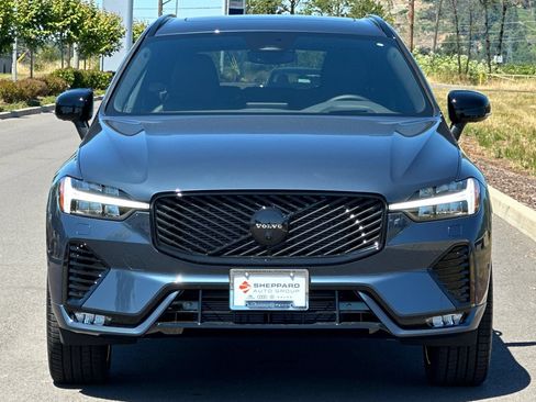 New 2026 Volvo XC60 B5 Ultra w/ Climate Package AWD/4WD image 8