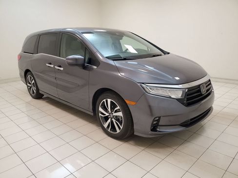 Certified 2024 Honda Odyssey Touring image 28