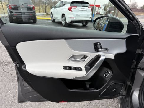 Used 2019 Mercedes-Benz A 220 4MATIC image 9