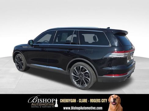 Used 2023 Lincoln Aviator Reserve w/ Equipment Group 201A AWD/4WD image 10