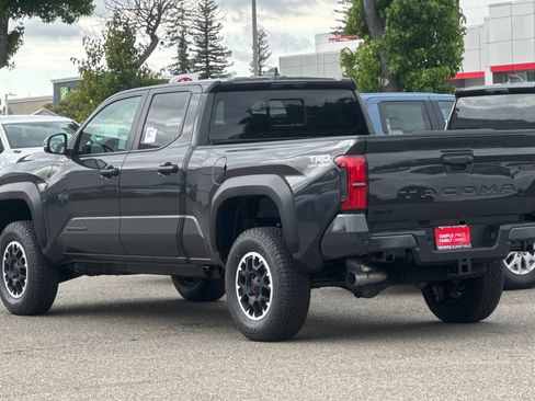 New 2026 Toyota Tacoma TRD Off-Road w/ TRD Off Road Upgrade Package AWD/4WD image 7