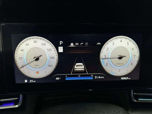 Used 2024 Hyundai Elantra SEL image 29