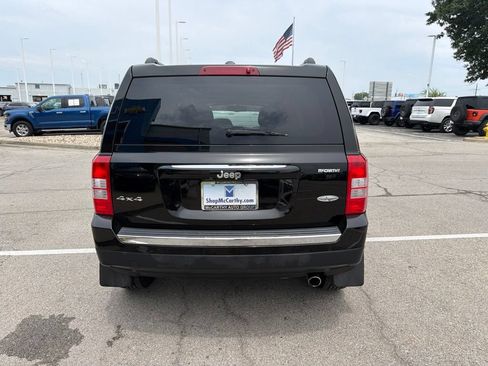 Used 2016 Jeep Patriot High Altitude AWD/4WD image 11