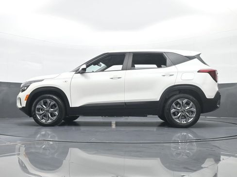 Used 2024 Kia Seltos LX image 55