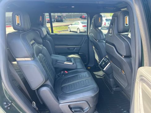 Used 2025 Rivian R1S Adventure Dual AWD/4WD image 27