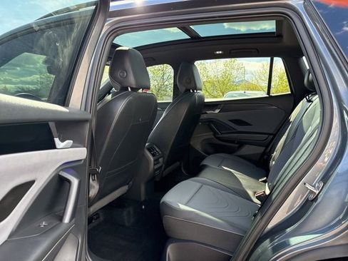 Certified 2025 Volkswagen Tiguan SE R-Line AWD/4WD image 13
