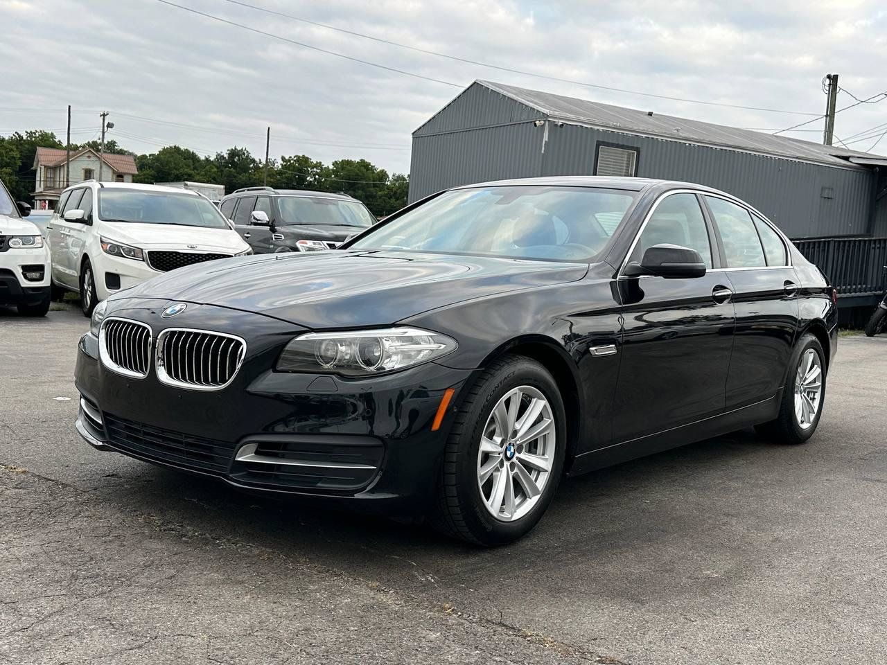 Used 2014 BMW 528i xDrive Sedan AWD/4WD image 6