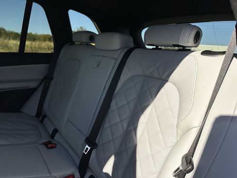 New 2026 BMW X5 xDrive40i image 16