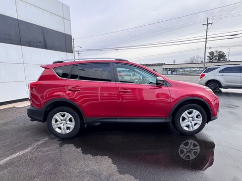 Used 2014 Toyota RAV4 LE image 4