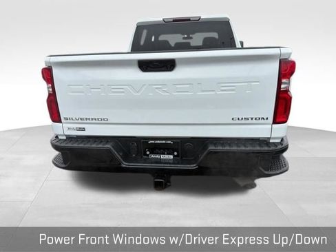 Used 2021 Chevrolet Silverado 2500 Custom w/ Custom Value Package image 14