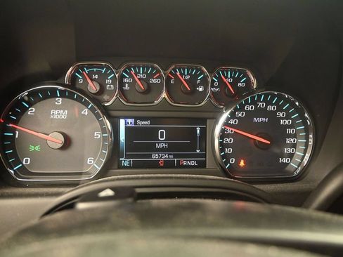 Used 2020 Chevrolet Tahoe LS RWD image 12