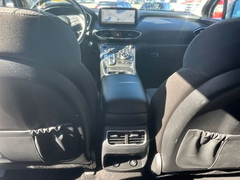 Used 2023 Hyundai Santa Fe SEL Convenience image 15