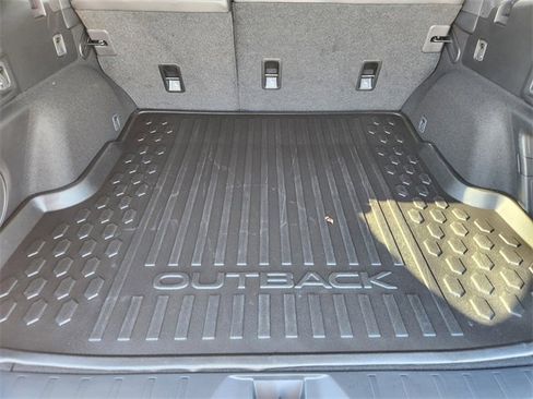 Used 2025 Subaru Outback Touring image 34