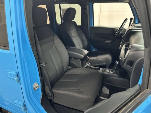 Used 2018 Jeep Wrangler Unlimited Sport AWD/4WD image 21