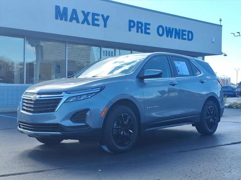 Used 2023 Chevrolet Equinox LT w/ LPO, Floor Liner Package image 1