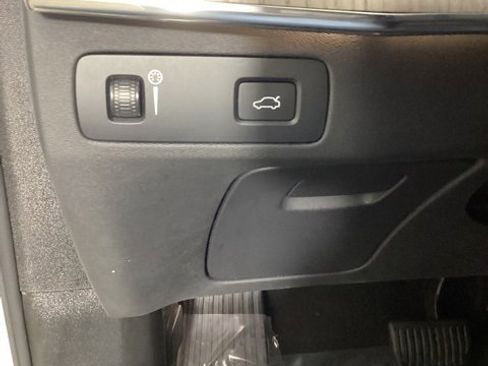 Used 2022 Volvo XC90 T6 Inscription w/ Advanced Package image 20