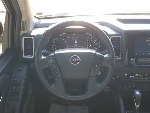 Used 2022 Nissan Frontier SV image 26