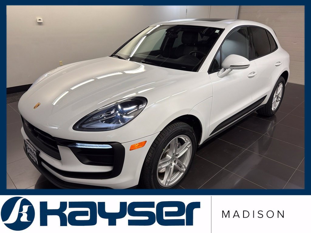 Used 2024 Porsche Macan AWD/4WD image 3