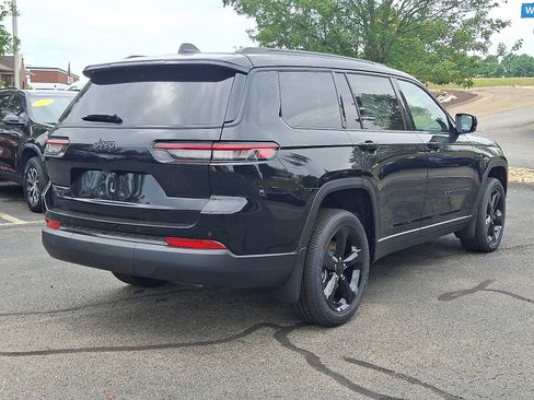New 2025 Jeep Grand Cherokee L Altitude image 6