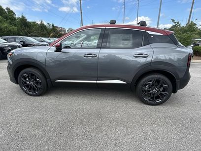 New 2026 Nissan Kicks SR w/ Cold Weather Package