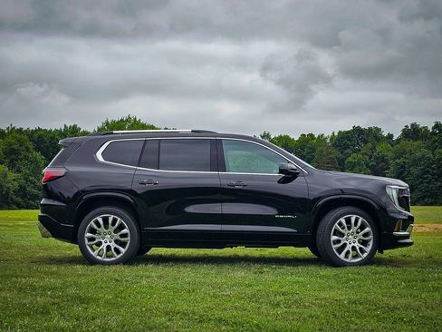 New 2026 GMC Acadia Denali w/ Super Cruise Package AWD/4WD image 2