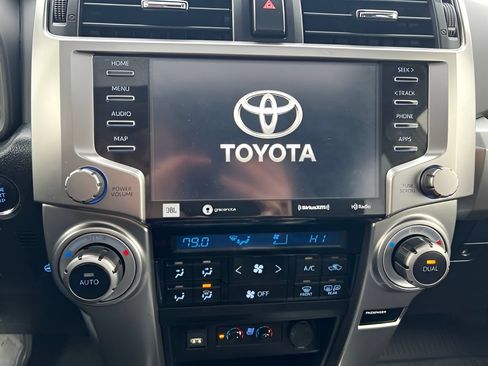 Used 2024 Toyota 4Runner Limited AWD/4WD image 19