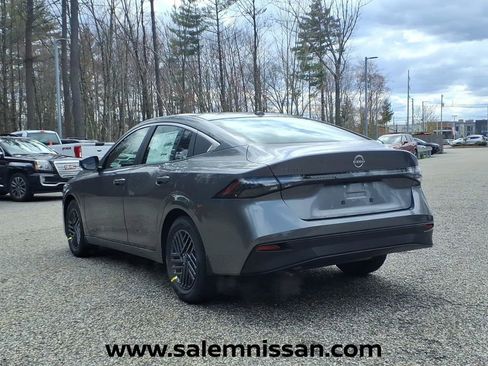 New 2026 Nissan Sentra SV w/ SV Convenience Package FWD image 4