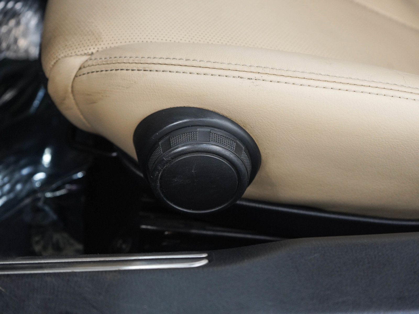 Used 2020 MAZDA MX-5 Miata RF Grand Touring RWD image 26