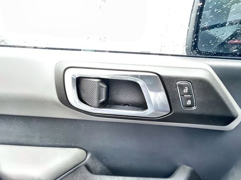 Used 2023 Ford Bronco Big Bend image 22