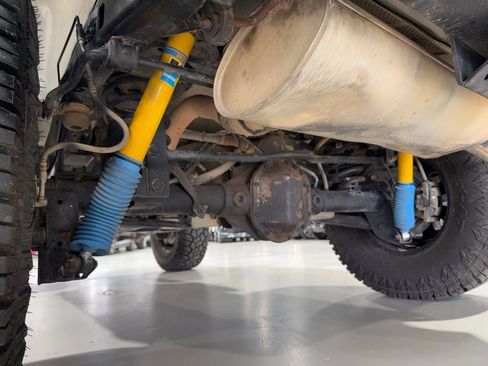 Used 2018 Jeep Wrangler Rubicon w/ Power Convenience Group image 27