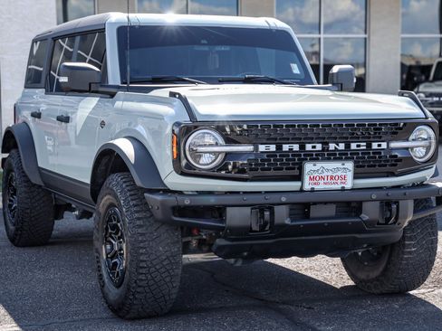 Used 2024 Ford Bronco Wildtrak AWD/4WD image 3