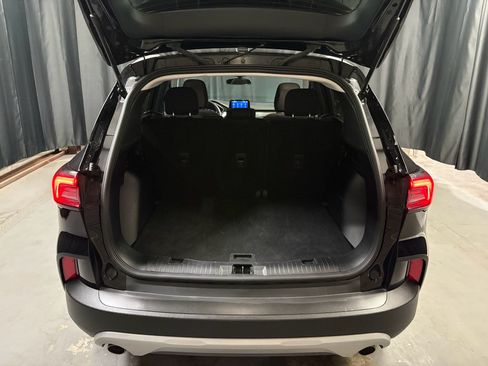 Used 2025 Ford Escape Active AWD/4WD image 23
