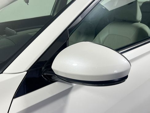 Used 2021 Nissan Altima 2.5 SL FWD image 12