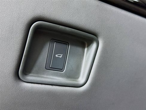 Used 2024 Land Rover Range Rover Sport Dynamic SE AWD/4WD image 7