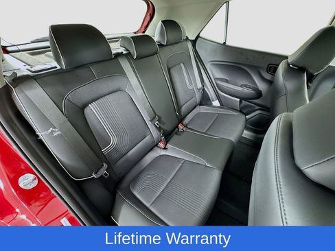 New 2025 Hyundai Venue Limited image 28