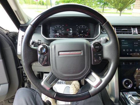 Used 2018 Land Rover Range Rover Supercharged AWD/4WD image 20